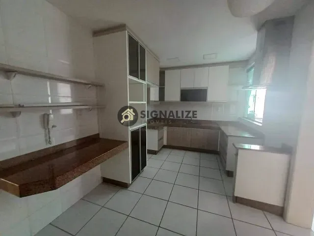 Apartamento com 120m² 3 quartos e 3 banheiros, para alugar, no bairro Braga em Cabo Frio