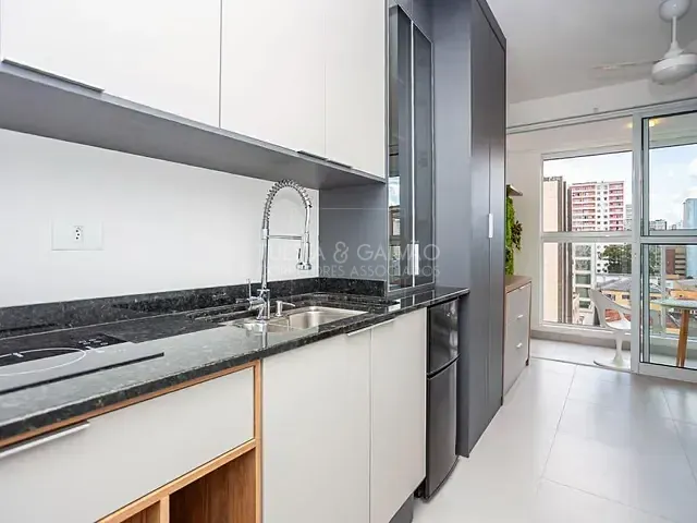 Apartamento com 19m² 1 quarto e 1 banheiro, à venda, no bairro Centro em Curitiba