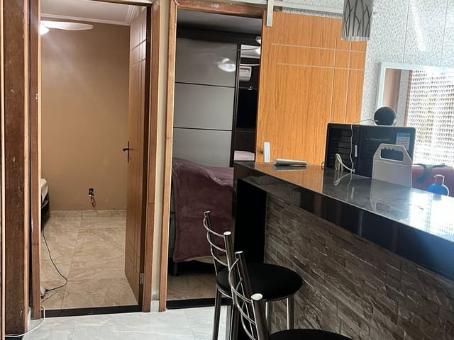 Apartamento 2 quartos e 1 banheiro, para alugar, no bairro Cidade Praiana em Rio das Ostras