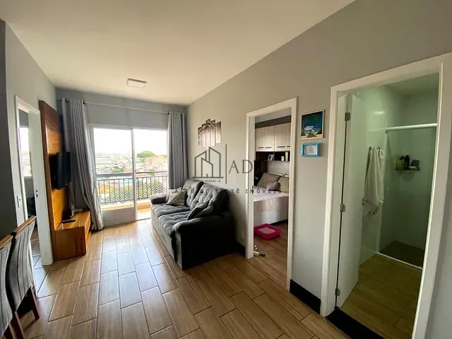 Apartamento 2 quartos e 1 banheiro, à venda, no bairro Vila Zita em Ferraz de Vasconcelos
