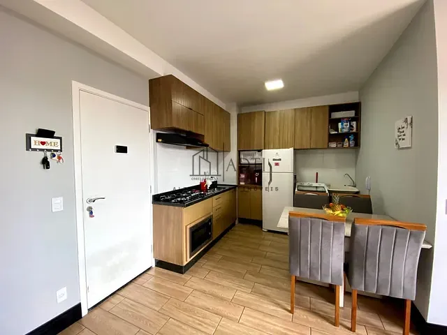 Apartamento 2 quartos e 1 banheiro, à venda, no bairro Vila Zita em Ferraz de Vasconcelos