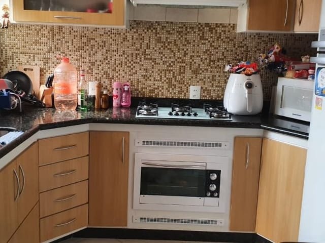 Apartamento 3 quartos e 2 banheiros, à venda, no bairro Vila Celeste em São Paulo