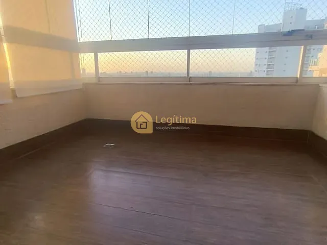 Apartamento com 80m² 3 quartos e 2 banheiros, para alugar, no bairro Jardim Goiás em Goiânia