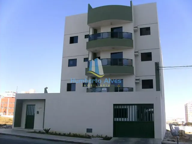 Apartamento com 168m² 3 quartos e 2 banheiros, para alugar, no bairro Candeias em Vitória da Conquista