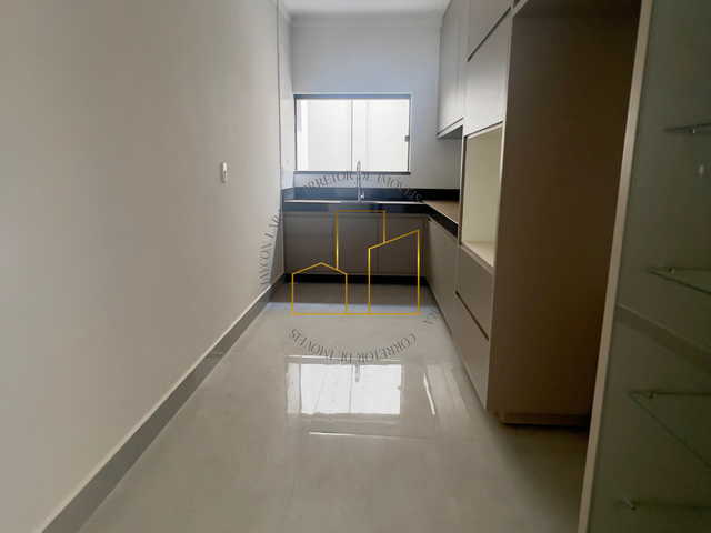 Apartamento com 200m² 3 quartos e 5 banheiros, à venda, no bairro Santo Agostinho/ Jardim Piratininga/ Vila Santa Cruz em Franca