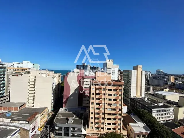 Apartamento com 270m² 4 quartos e 5 banheiros, à venda, no bairro Centro em Guarapari