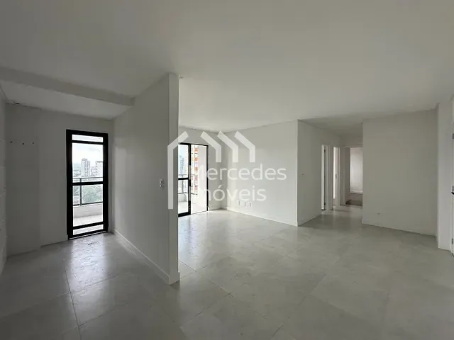 Apartamento com 125m² 3 quartos e 2 banheiros, à venda, no bairro Vila Operaria em Itajaí