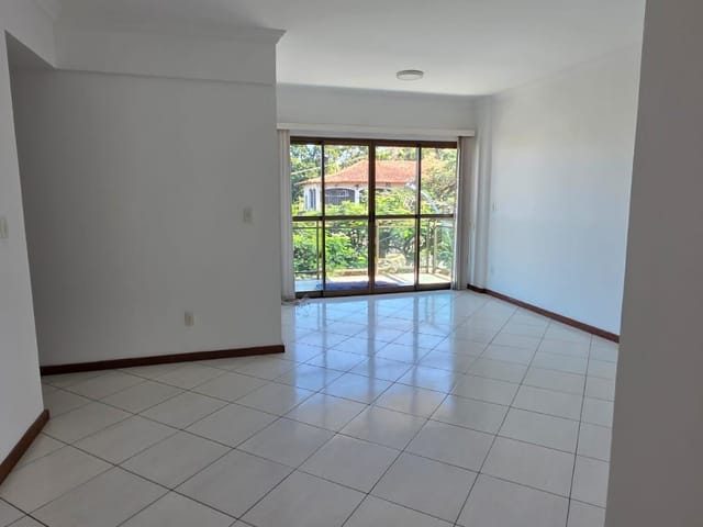 Apartamento 3 quartos e 2 banheiros, à venda, no bairro Novo Rio das Ostras em Rio das Ostras