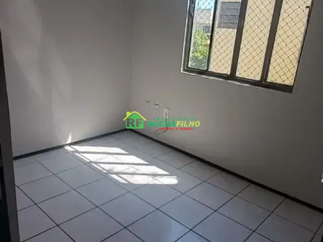 Apartamento com 77m² 3 quartos e 1 banheiro, para alugar, no bairro Santa Isabel em Teresina