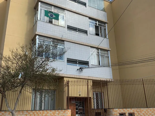 Apartamento 3 quartos e 3 banheiros, à venda ou para alugar, no bairro Centro em Juiz de Fora