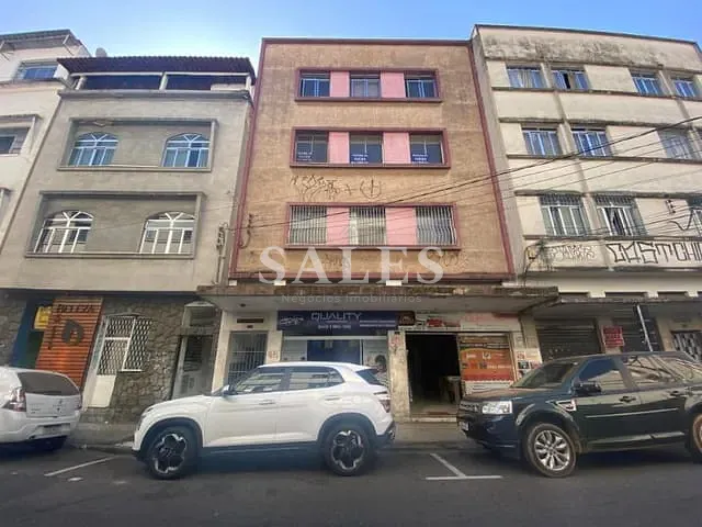 Apartamento 3 quartos e 1 banheiro, à venda, no bairro Centro em Juiz de Fora