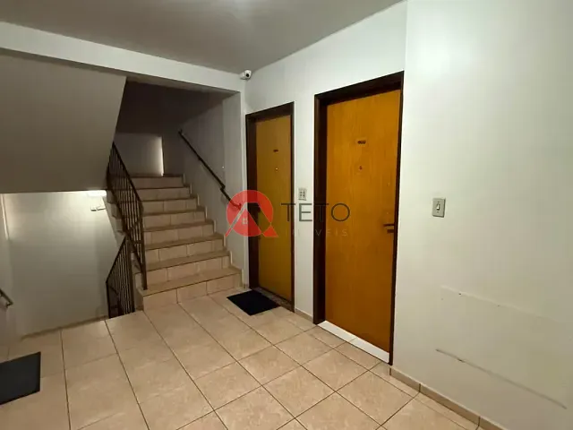 Apartamento 3 quartos e 2 banheiros, para alugar, no bairro Zona 07 em Maringá