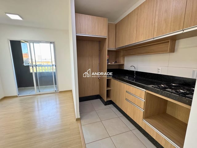Apartamento 3 quartos e 1 banheiro, para alugar, no bairro Núcleo Habitacional Papa João Paulo I em Apucarana