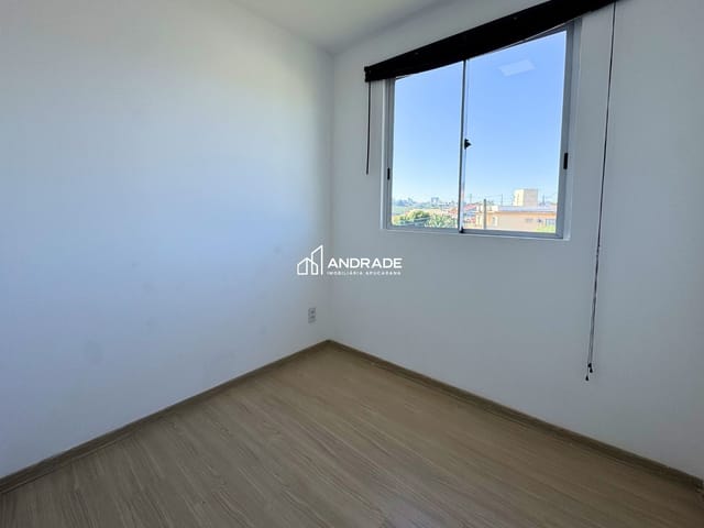 Apartamento 3 quartos e 1 banheiro, para alugar, no bairro Núcleo Habitacional Papa João Paulo I em Apucarana