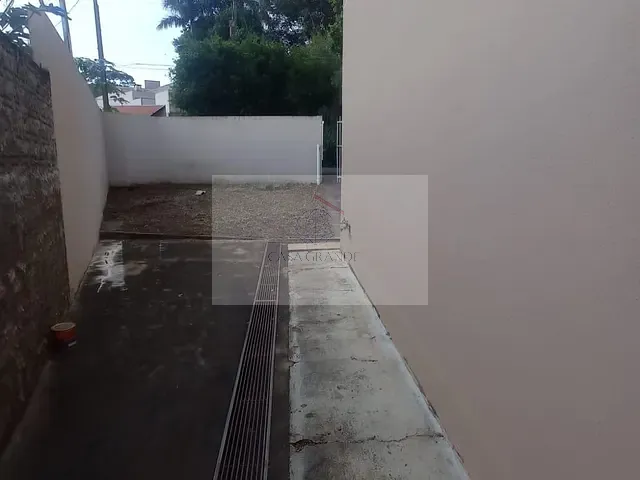 Apartamento 2 quartos e 1 banheiro, para alugar, no bairro Jardim Santa Monica em Rolândia