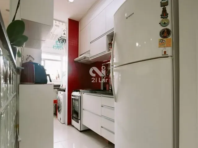 Apartamento 2 quartos e 2 banheiros, à venda, no bairro Umuarama em Osasco