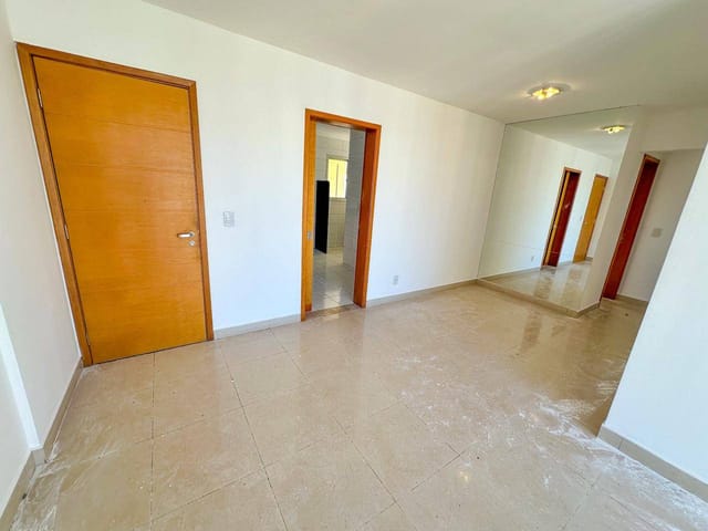 Apartamento com 81m² 3 quartos e 3 banheiros, à venda, no bairro Nova Suiça em Goiânia