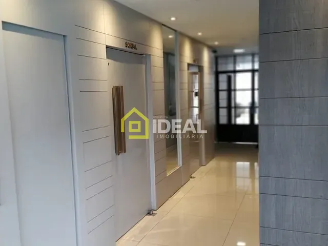 Apartamento 5 quartos e 4 banheiros, à venda, no bairro Centro em Concórdia