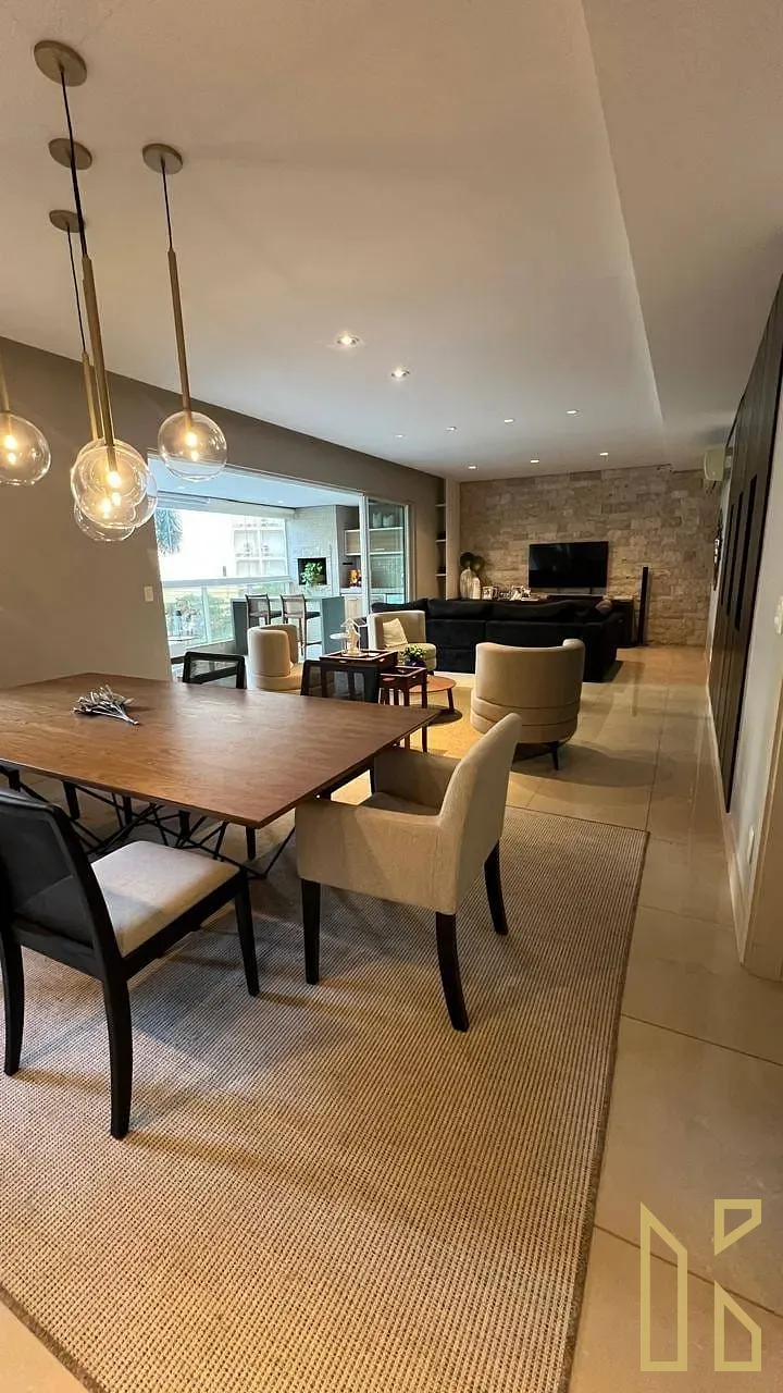 Apartamento, 3 quartos, 200 m² - Foto 1
