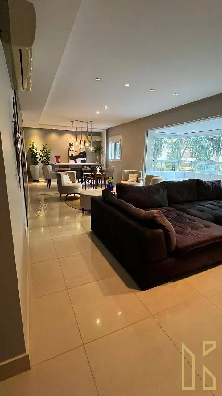 Apartamento, 3 quartos, 200 m² - Foto 2