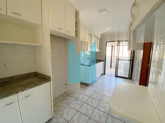 Apartamento 3 quartos e 1 banheiro, à venda, no bairro São Benedito em Poços de Caldas