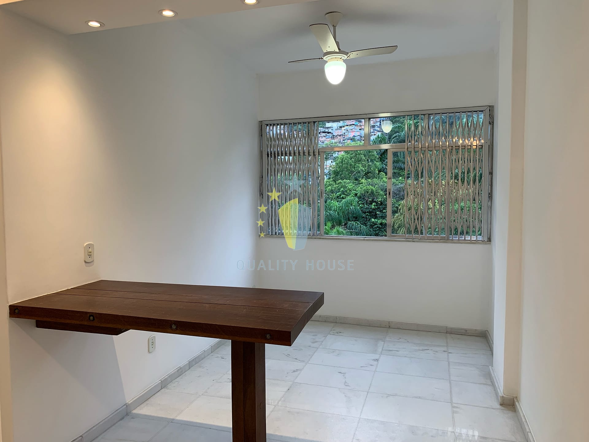 Apartamento para alugar com 1 quarto, 55m² - Foto 5
