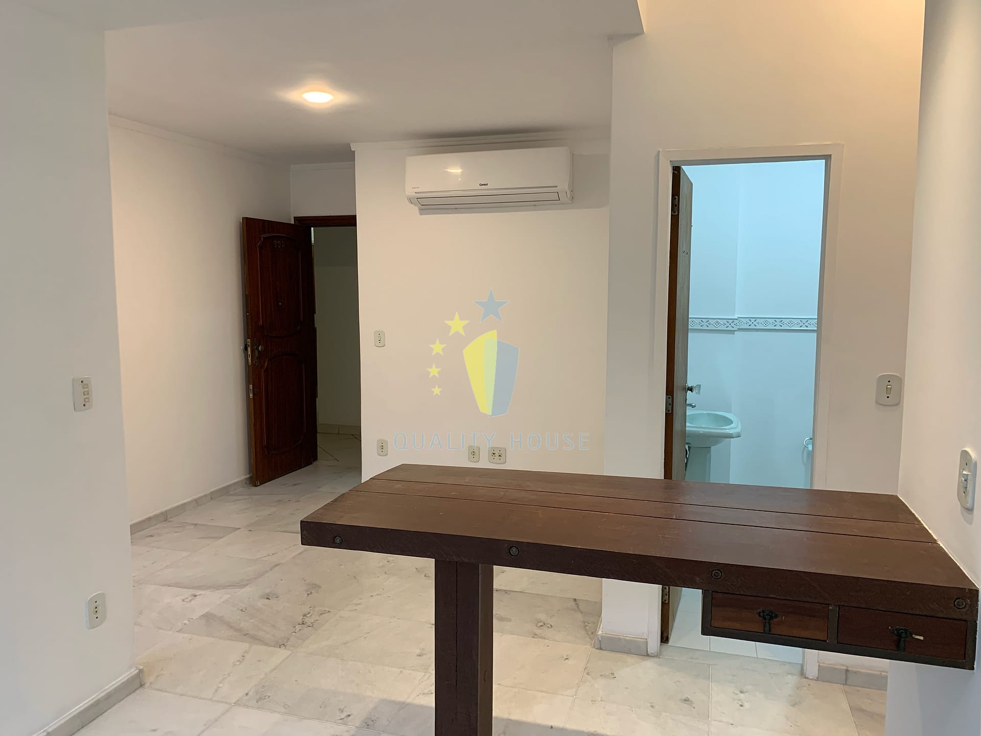 Apartamento para alugar com 1 quarto, 55m² - Foto 6