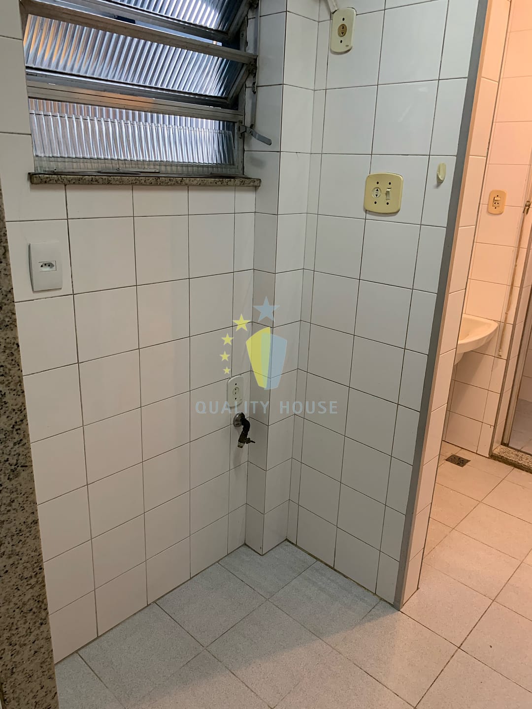 Apartamento para alugar com 1 quarto, 55m² - Foto 25