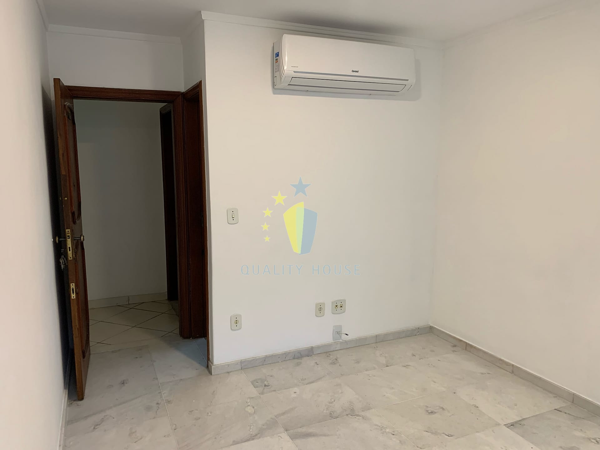 Apartamento para alugar com 1 quarto, 55m² - Foto 3