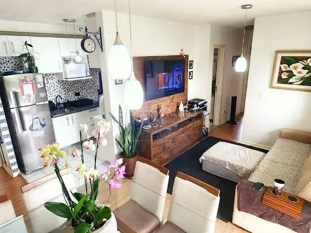 Apartamento com 70m² 3 quartos e 2 banheiros, à venda, no bairro Capão Raso em Curitiba