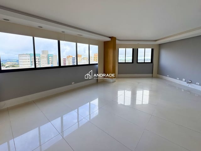 Apartamento com 244m² 3 quartos e 4 banheiros, à venda, no bairro Centro em Apucarana