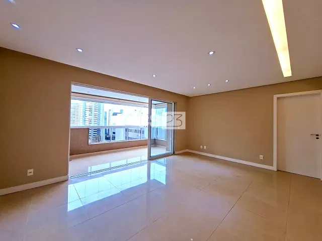 Apartamento com 197m² 3 quartos e 4 banheiros, à venda, no bairro Palhano em Londrina