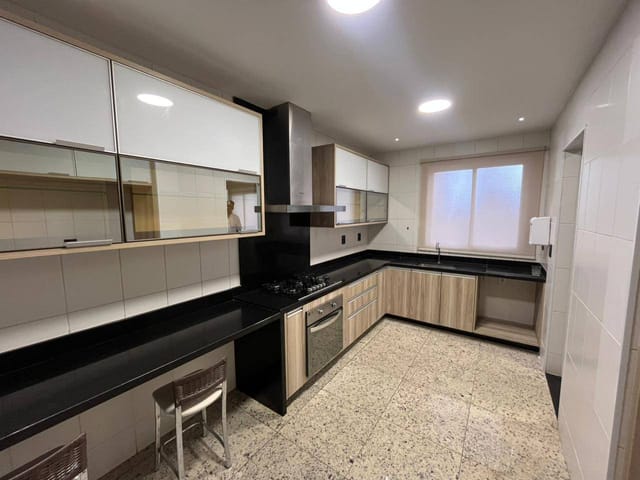 Apartamento com 143m² 3 quartos e 2 banheiros, à venda, no bairro Jardim Goiás em Goiânia