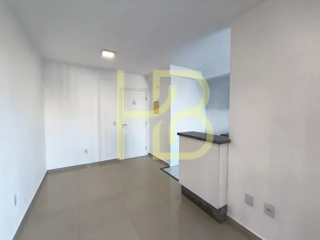 Apartamento 2 quartos e 1 banheiro, para alugar, no bairro Vila Angélica em Sorocaba