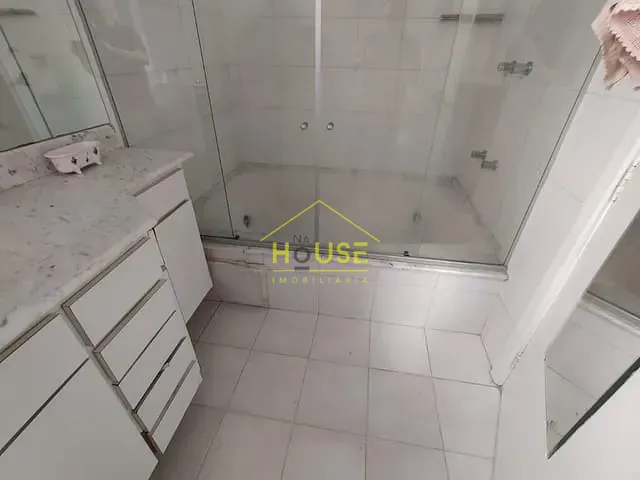 Apartamento com 220m² 2 quartos e 3 banheiros, à venda, no bairro Higienópolis em São Paulo
