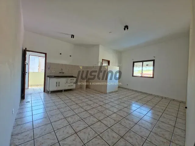 Apartamento com 62m² 2 quartos e 1 banheiro, para alugar, no bairro Belas Artes em Itanhaém