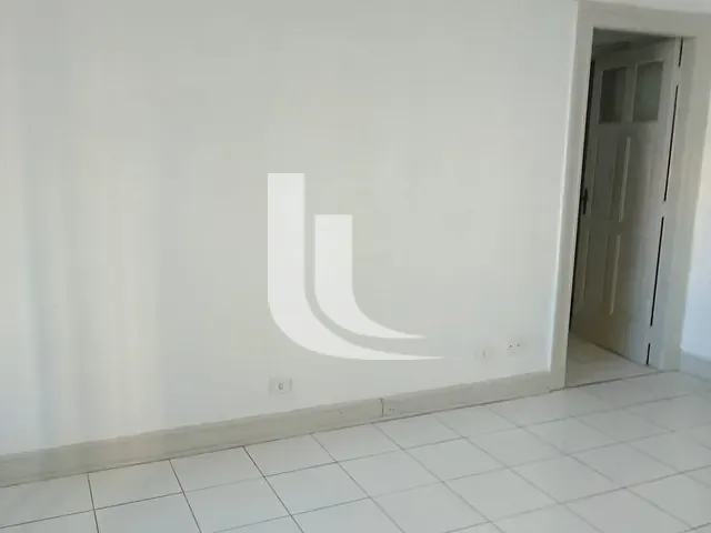 Apartamento 1 quarto e 1 banheiro, para alugar, no bairro Centro em São Paulo