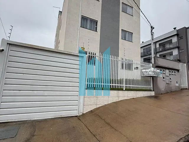 Apartamento 2 quartos e 1 banheiro, à venda, no bairro Residencial Summer Ville em Poços de Caldas