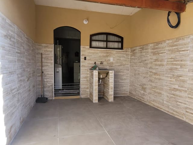 Apartamento 2 quartos e 2 banheiros, à venda, no bairro Jardim Campomar em Rio das Ostras