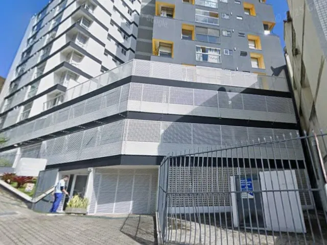 Apartamento 2 quartos e 2 banheiros, para alugar, no bairro Granbery em Juiz de Fora