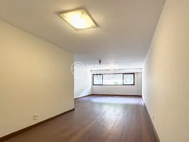 Apartamento com 170m² 4 quartos e 4 banheiros, à venda, no bairro Leme em Rio de Janeiro