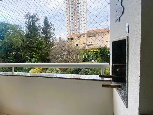 Apartamento com 110m² 3 quartos e 2 banheiros, à venda, no bairro Aurora em Londrina