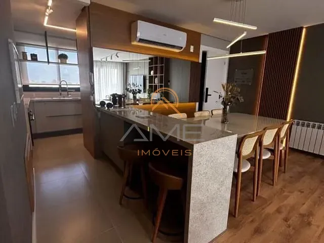 Apartamento 2 quartos e 2 banheiros, à venda, no bairro São Gonçalo em Pelotas