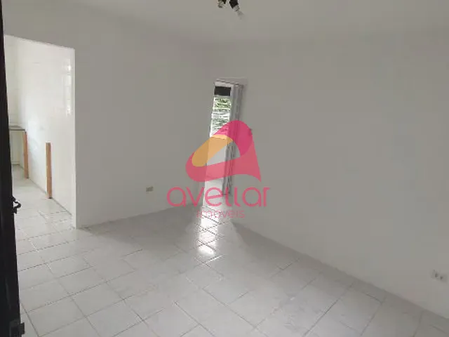 Apartamento 1 quarto e 1 banheiro, para alugar, no bairro Santo Amaro em Recife