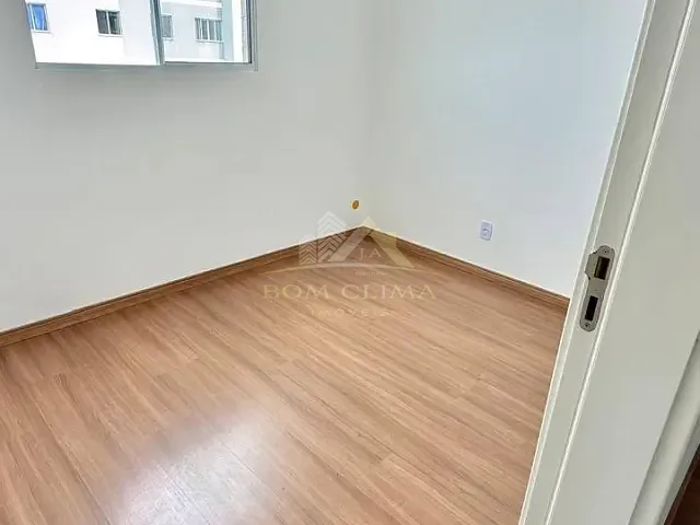 Apartamento 2 quartos e 1 banheiro, à venda, no bairro Aeroporto em Juiz de Fora