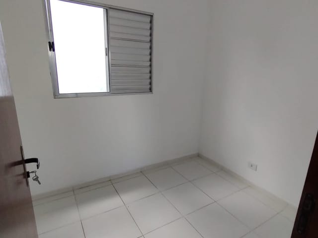 Apartamento 2 quartos e 1 banheiro, para alugar, no bairro Itaquera em São Paulo