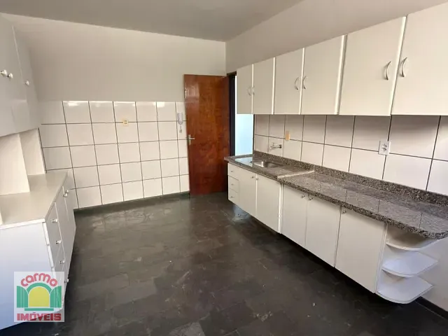 Apartamento com 122m² 3 quartos e 2 banheiros, para alugar, no bairro Jundiaí em Anápolis