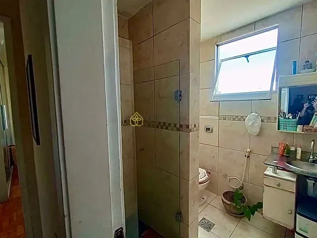Apartamento 3 quartos e 2 banheiros, à venda, no bairro Aterrado em Volta Redonda