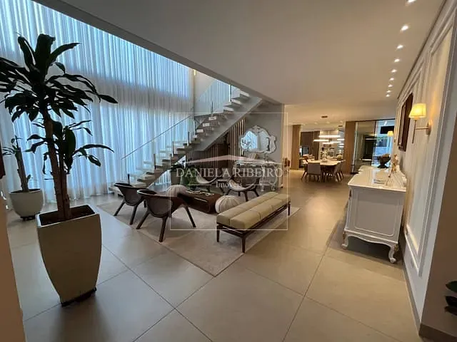 Casa com 623m² 6 quartos e 7 banheiros, à venda, no bairro Vivendas do Arvoredo em Londrina