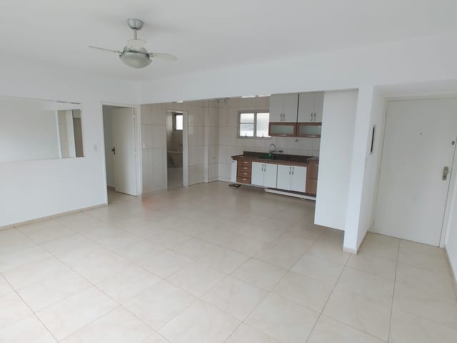 Apartamento 3 quartos e 2 banheiros, para alugar, no bairro Vila Olímpia em São Paulo